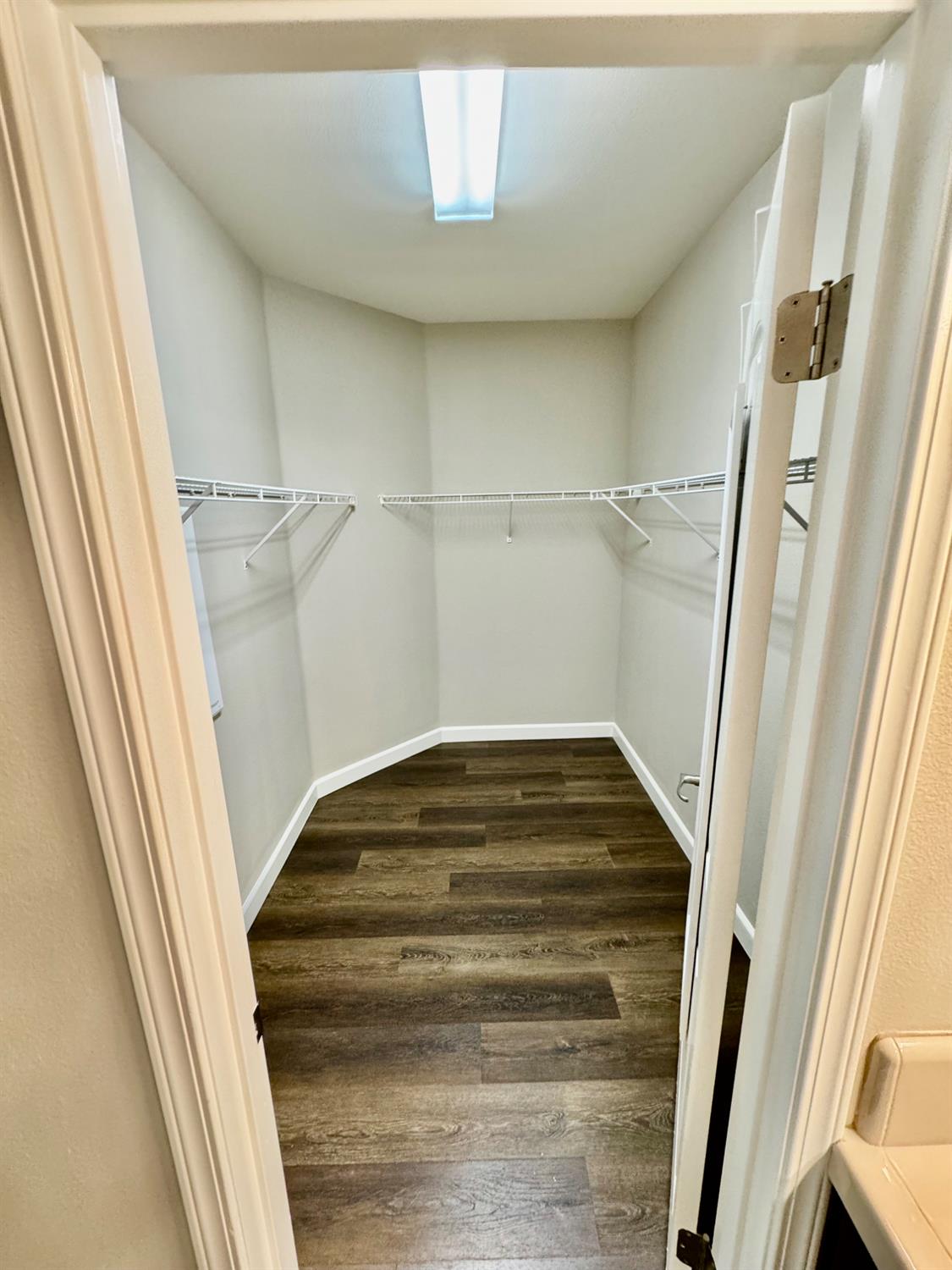 4074 Heritage Ln, Clovis, CA 93619