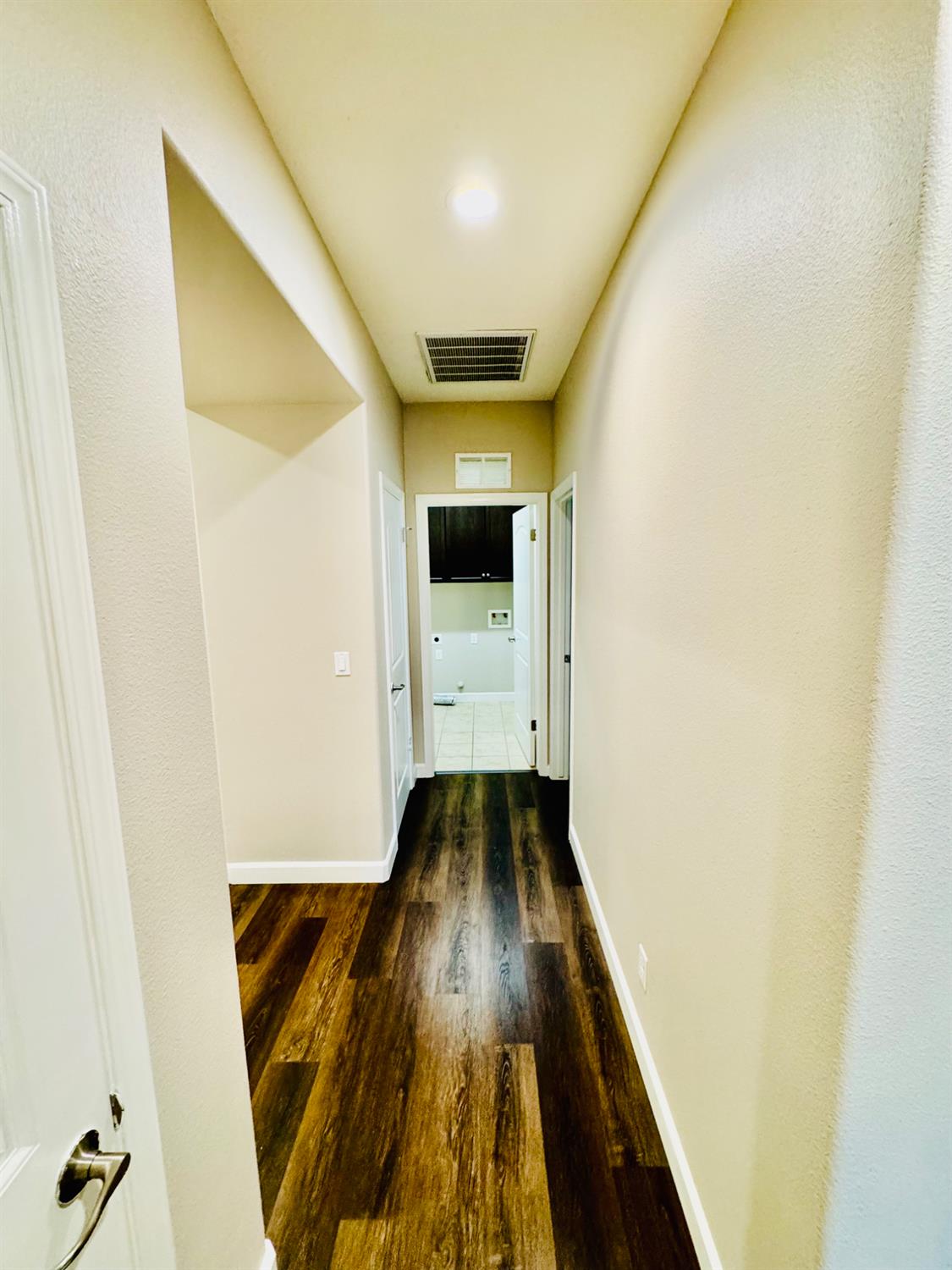 4074 Heritage Ln, Clovis, CA 93619