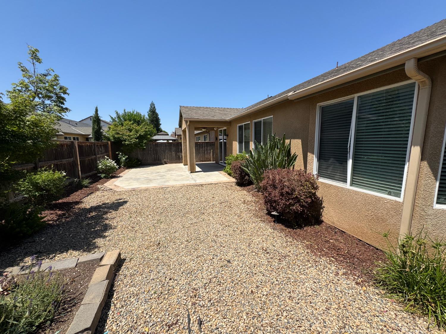 4074 Heritage Ln, Clovis, CA 93619