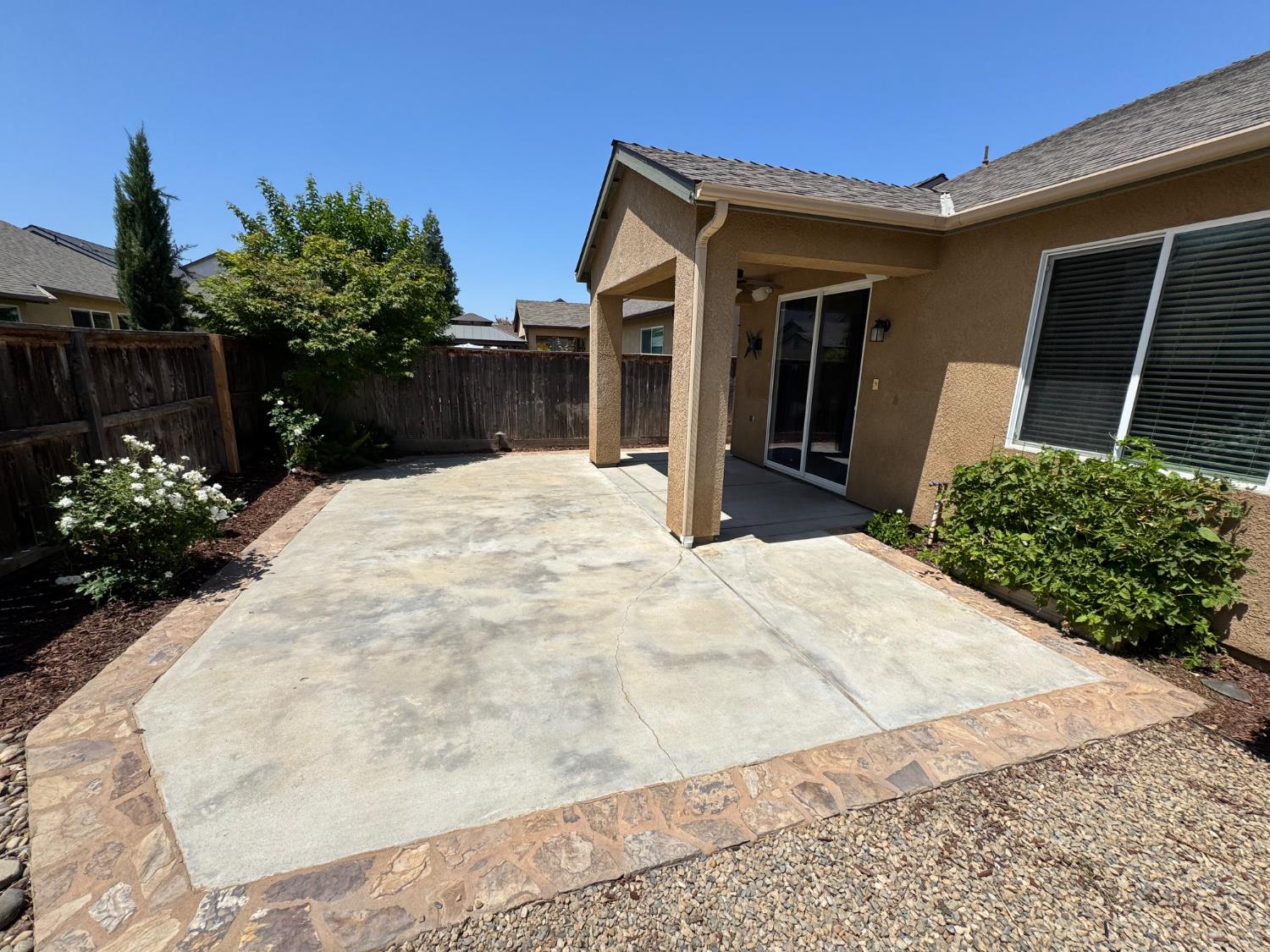 4074 Heritage Ln, Clovis, CA 93619