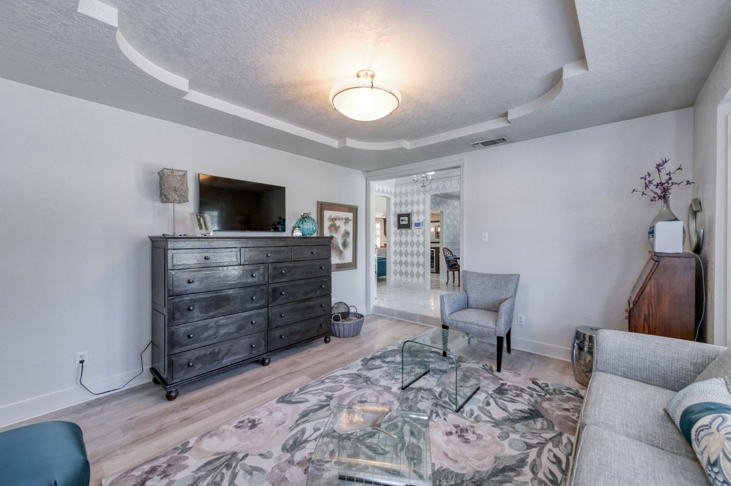 579 E Portland Ave, Fresno, CA 93720