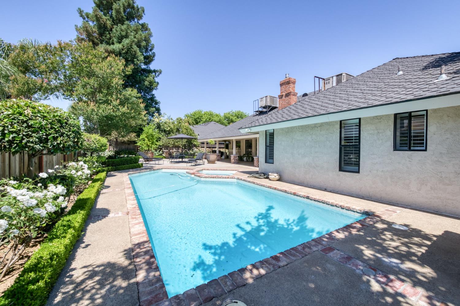 579 E Portland Ave, Fresno, CA 93720