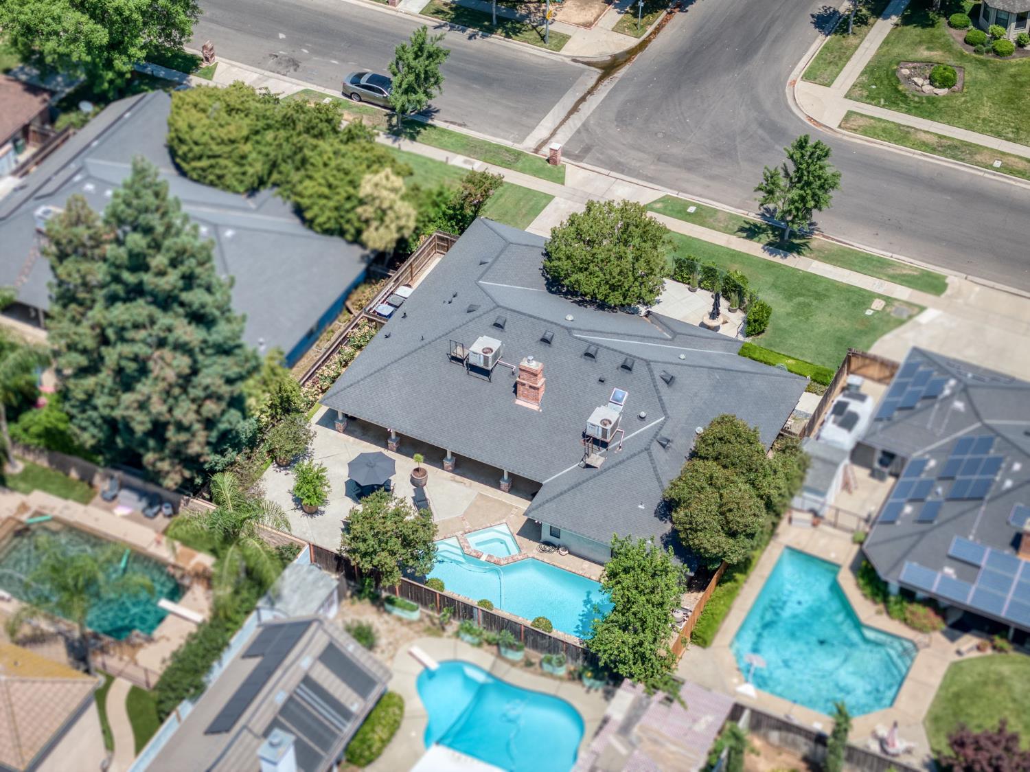 579 E Portland Ave, Fresno, CA 93720